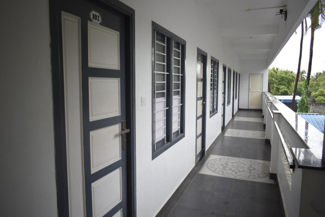 Wind Chimes Hotel Kuilapalayam Exterior photo