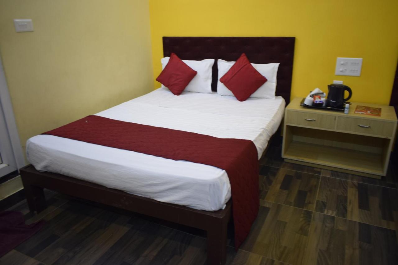 Wind Chimes Hotel Kuilapalayam Exterior photo
