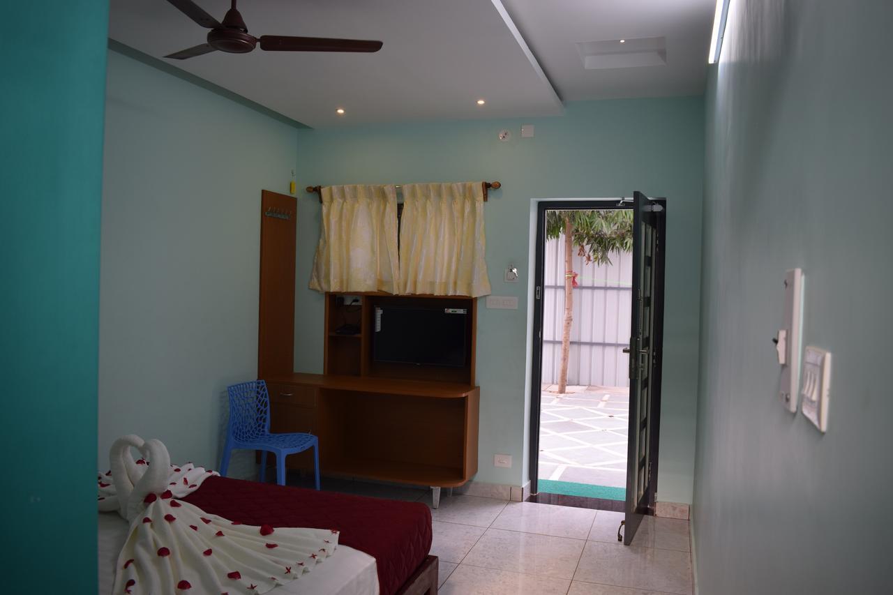 Wind Chimes Hotel Kuilapalayam Exterior photo