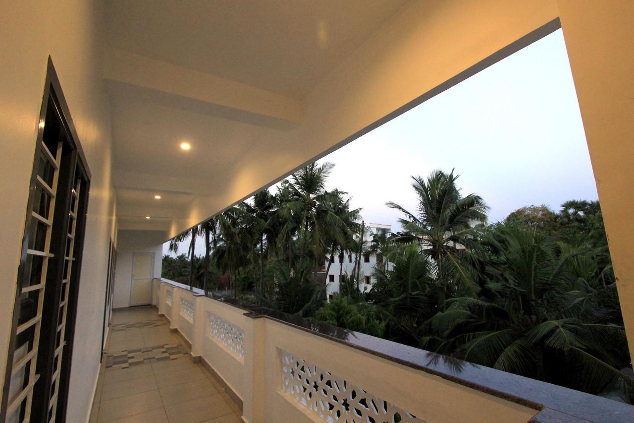 Wind Chimes Hotel Kuilapalayam Exterior photo