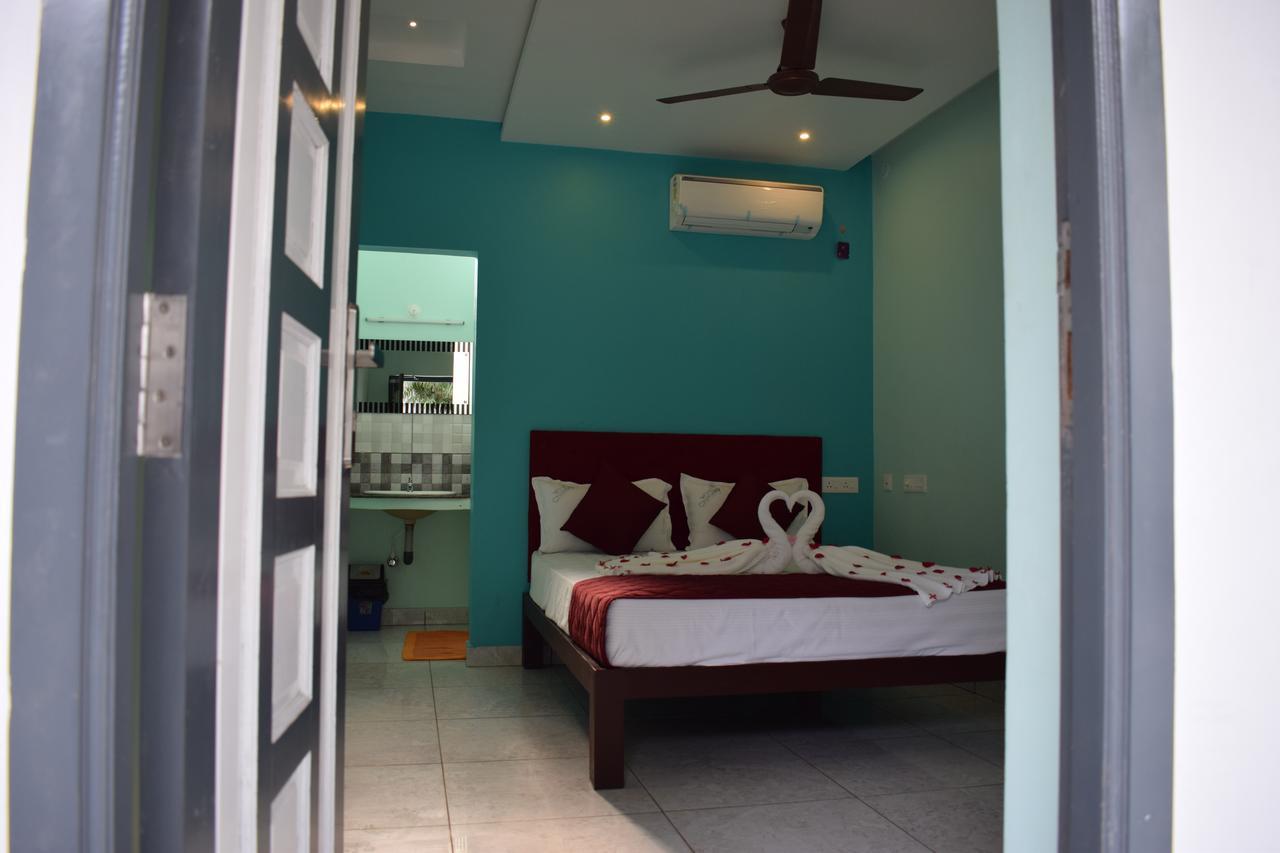 Wind Chimes Hotel Kuilapalayam Exterior photo